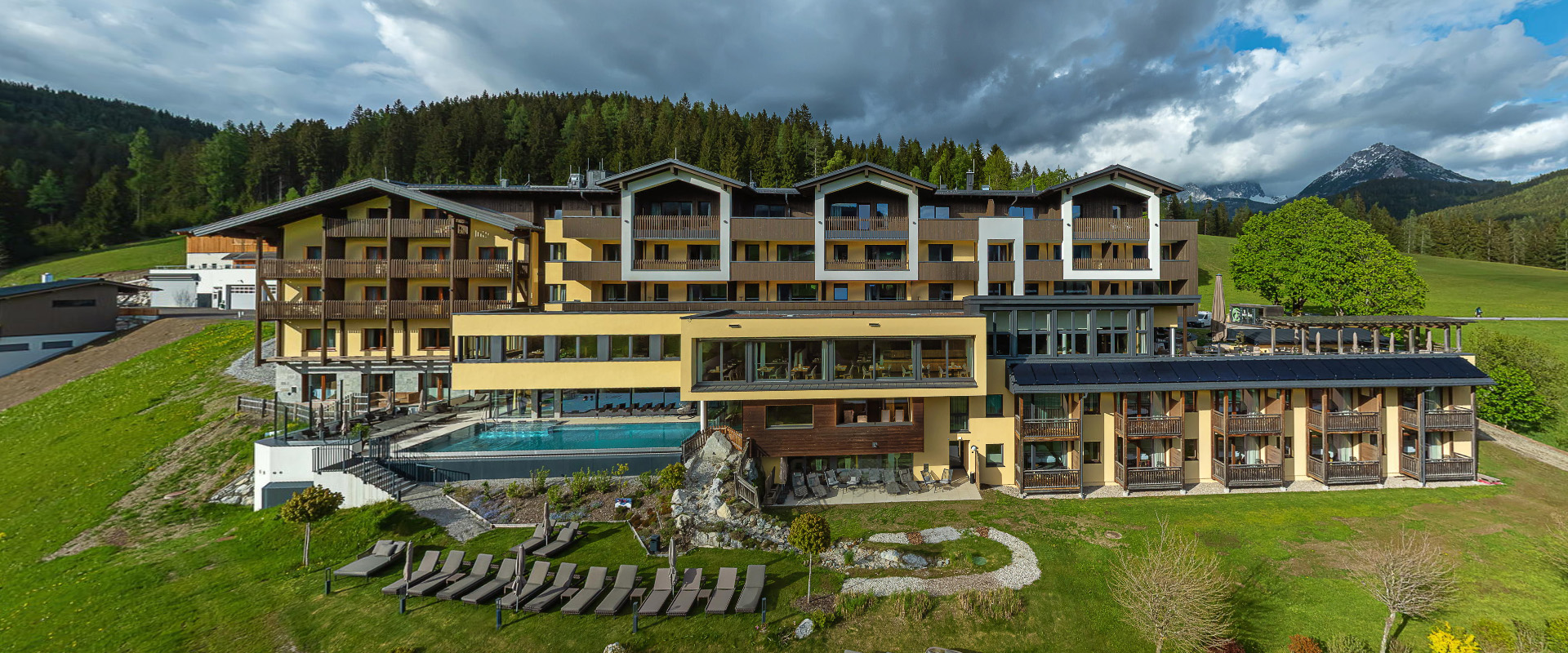 Hotel Neubergerhof